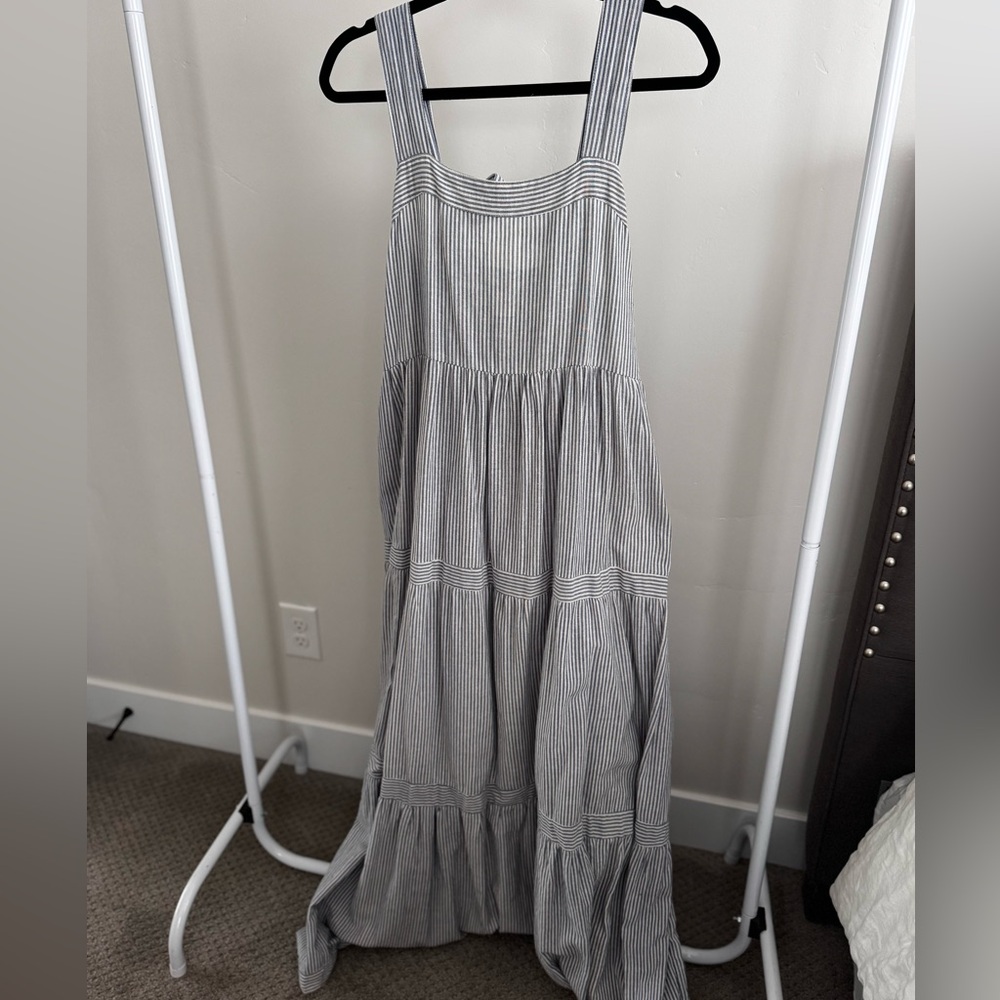 Striped Gray Sleeveless Maxi Dress